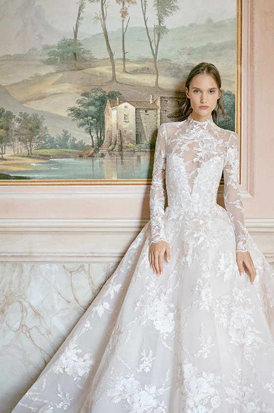 Monique Lhuillier wedding dresses romantic château chateau traditional