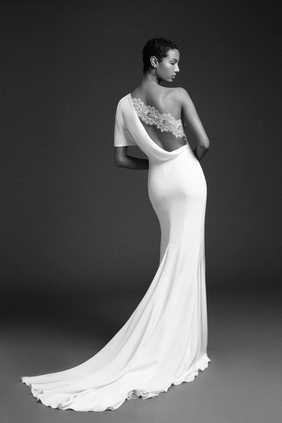 Cushnie wedding dresses wedding planner France